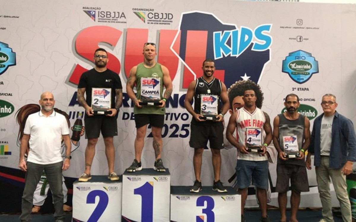 Double Five deu show no juvenil, adulto e master no Sul Americano de Jiu-Jitsu Desportivo