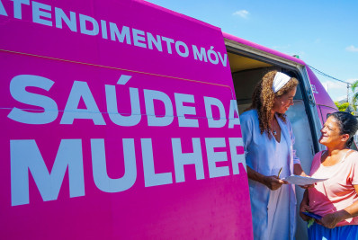 Consultório móvel da Saúde de Meriti leva atendimentos para mulheres em Éden