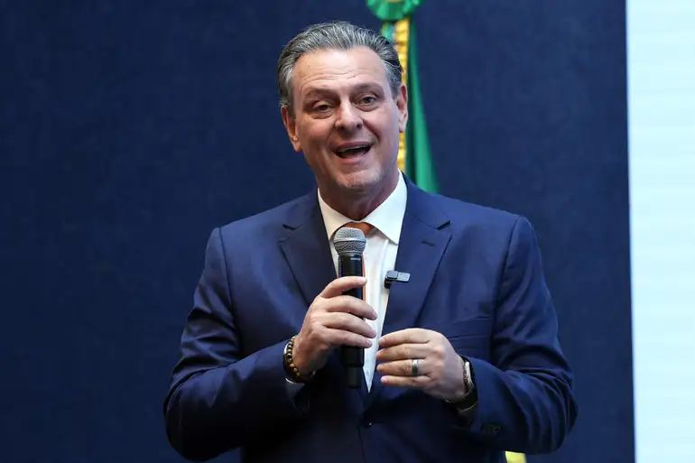 Fávaro destaca empenho de Lula para abrir mercado japonês à carne bovina brasileira