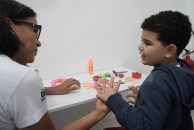 Centro de Referência do Autista oferece terapia alimentar
