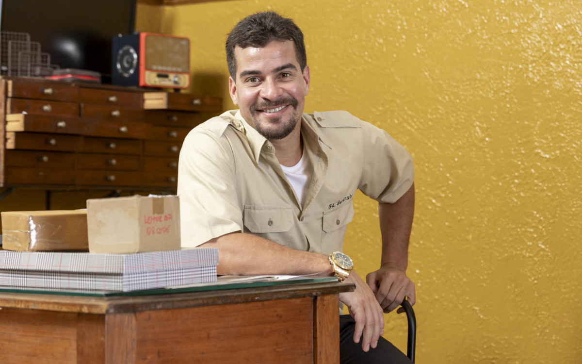 Thiago Martins interpreta o porteiro Vasco em 'Vale Tudo' - Globo/ Leo Rosario