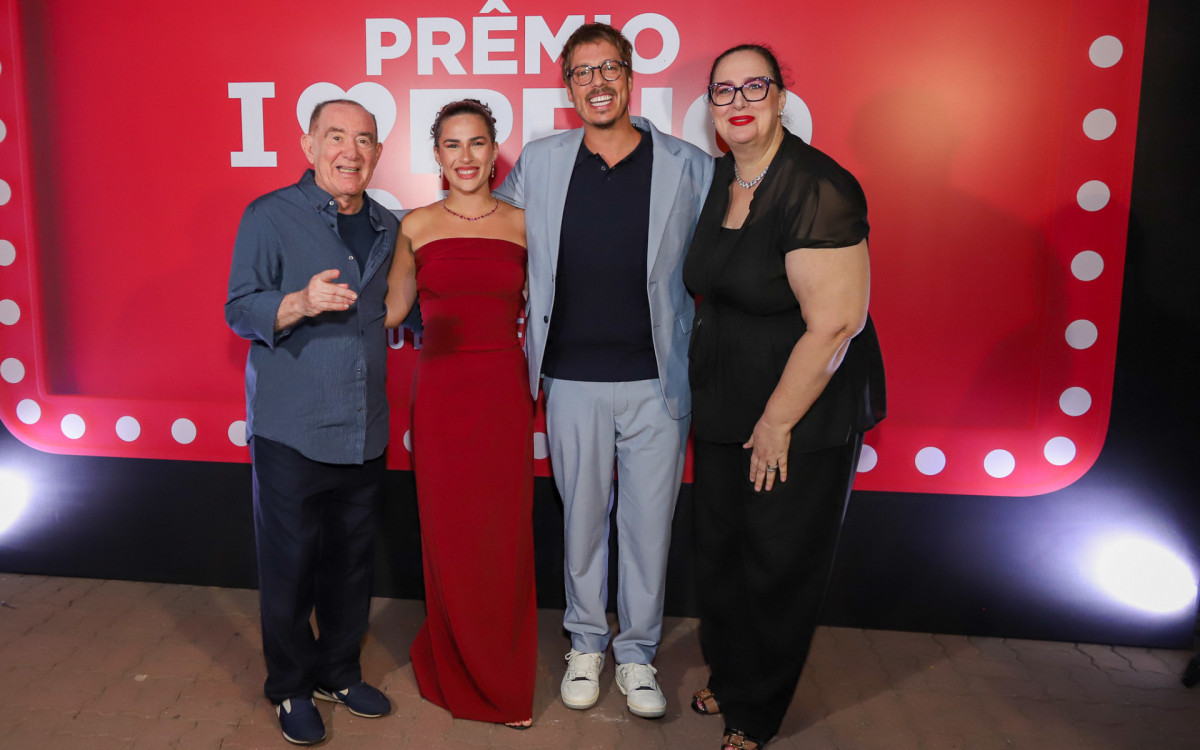 Renato Aragão, Lívian Aragão, Fábio Porchat e Lílian Taranto