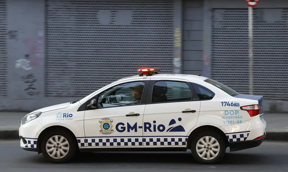 Prefeitura do Rio retira projeto de força municipal armada da Câmara