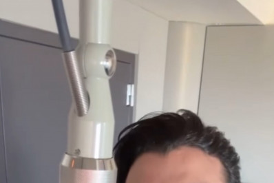 Depois de desistir de candidatura à Presidência, Gusttavo Lima surge gravando em estúdio, em Miami