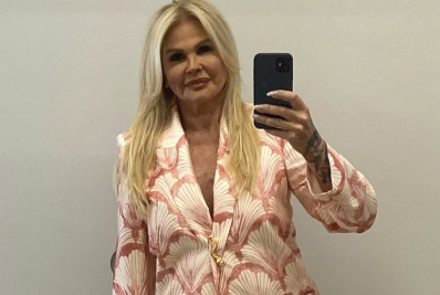 Monique Evans reflete sobre sexo aos 68 anos e incentiva fãs: 'Curtam'