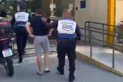 Empresário é preso por se masturbar em frente a colégio no Recreio