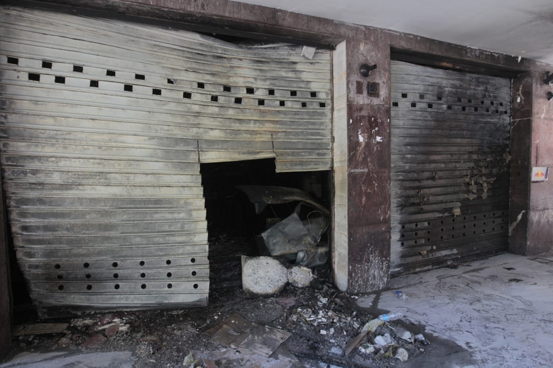 Bar dos Chicos, no Maracanã, após o incêndio na madrugada desta quarta-feira (26) - Reginaldo Pimenta/Agência O Dia