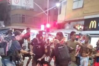 Dupla é presa após realizar furtos e ser agredida em Copacabana 