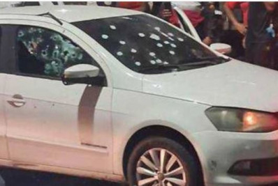 Homem alvo de ataque com mais de 20 tiros em Bangu está internado sob custódia