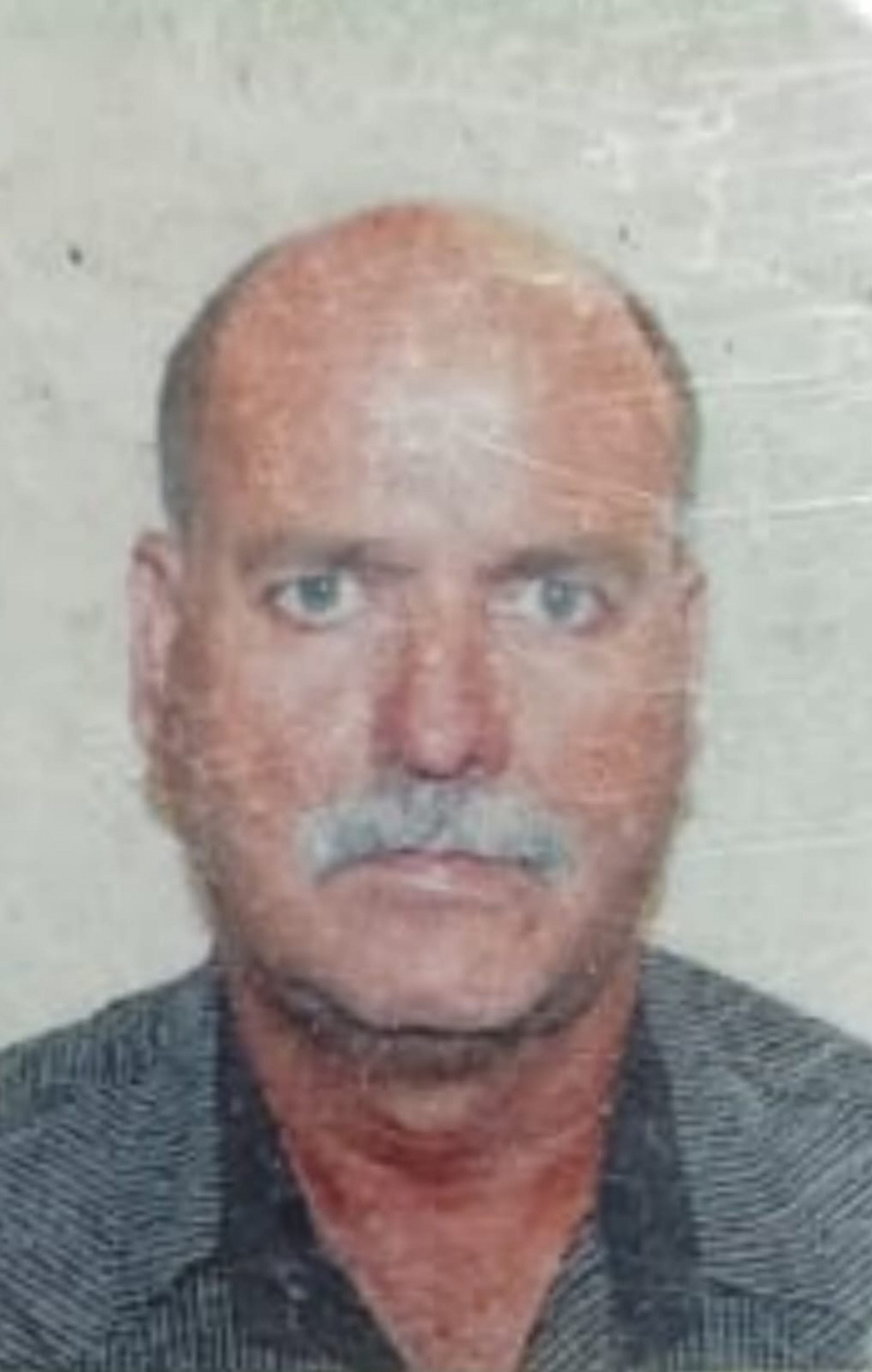 O corpo de Valbson de Oliveira Tatagiba foi localizado no canteiro central da Via Dutra, na altura do km 199