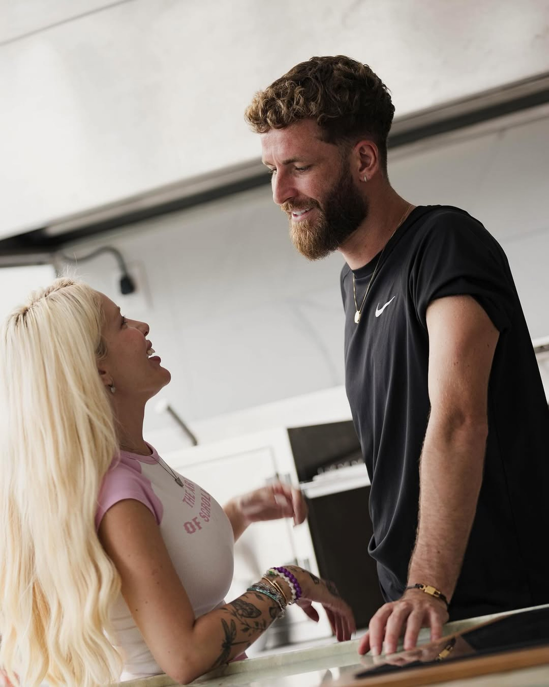 Léo Pereira e Karoline Lima - Reprodução/Instagram