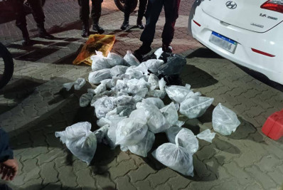 Mulher é presa com 10 kg de cocaína e outros 26 de maconha na Região dos Lagos