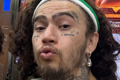 Whindersson Nunes recebe alta de clínica psiquiátrica e volta às redes sociais