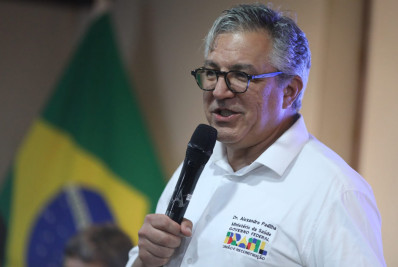 Intoxicação por metanol: casos suspeitos devem aumentar, diz ministro da Saúde