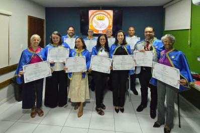 Cultura e educação: Imortais da Academia Itaguaiense de Letras foram diplomados