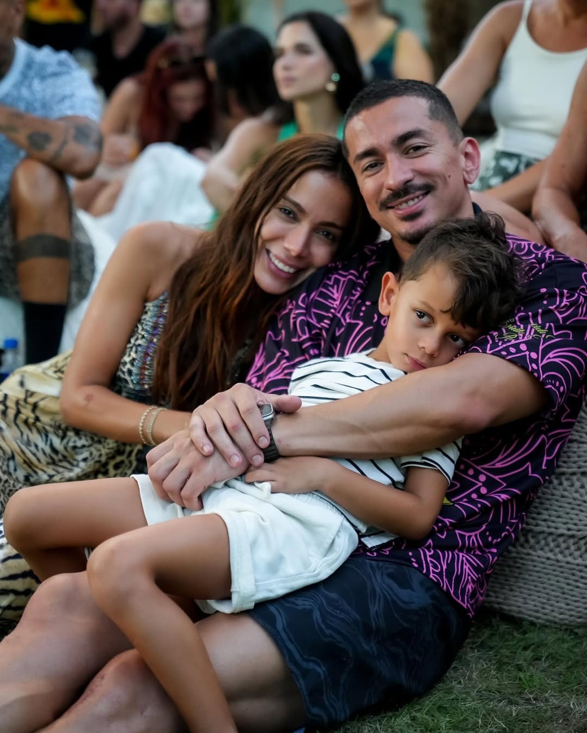 Anitta, o sobrinho e seu irmão Renan  - Reprodução / Instagram 