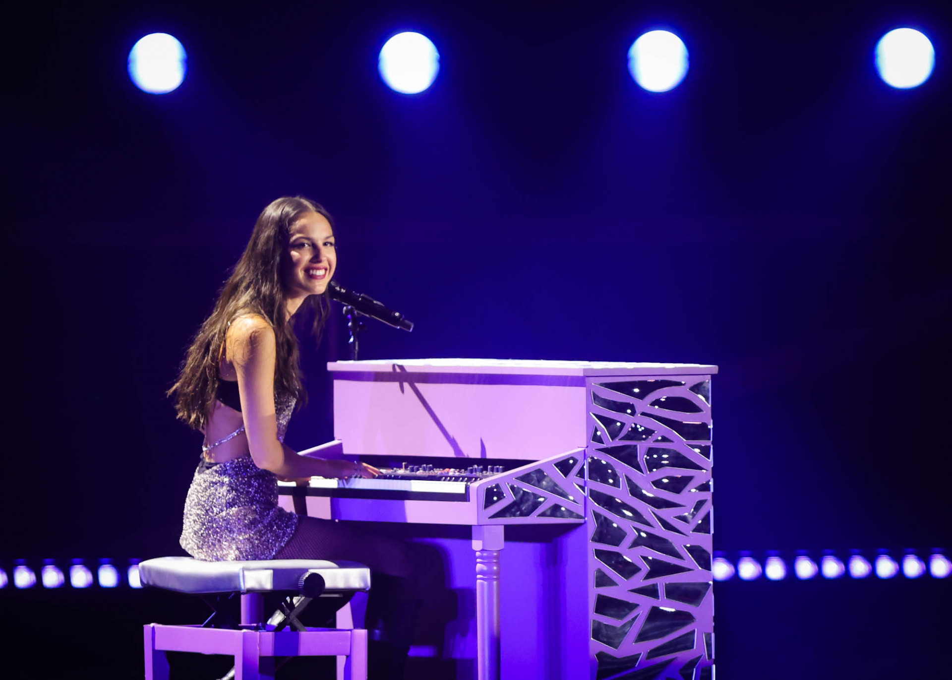 Olivia se diverte ao encerrar primeiro dia de Lollapalooza Brasil - Manuela Scarpa / Brazil News