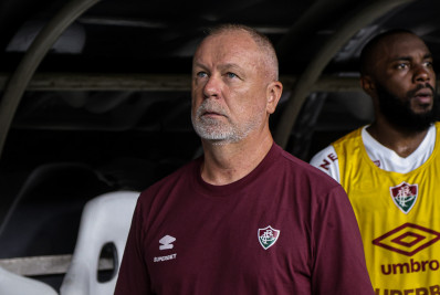 Fluminense demite Mano Menezes após derrota na estreia no Brasileirão