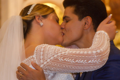 ​Maria Cavalcante e Cristiano Deyvid oficializam união em cerimônia religiosa