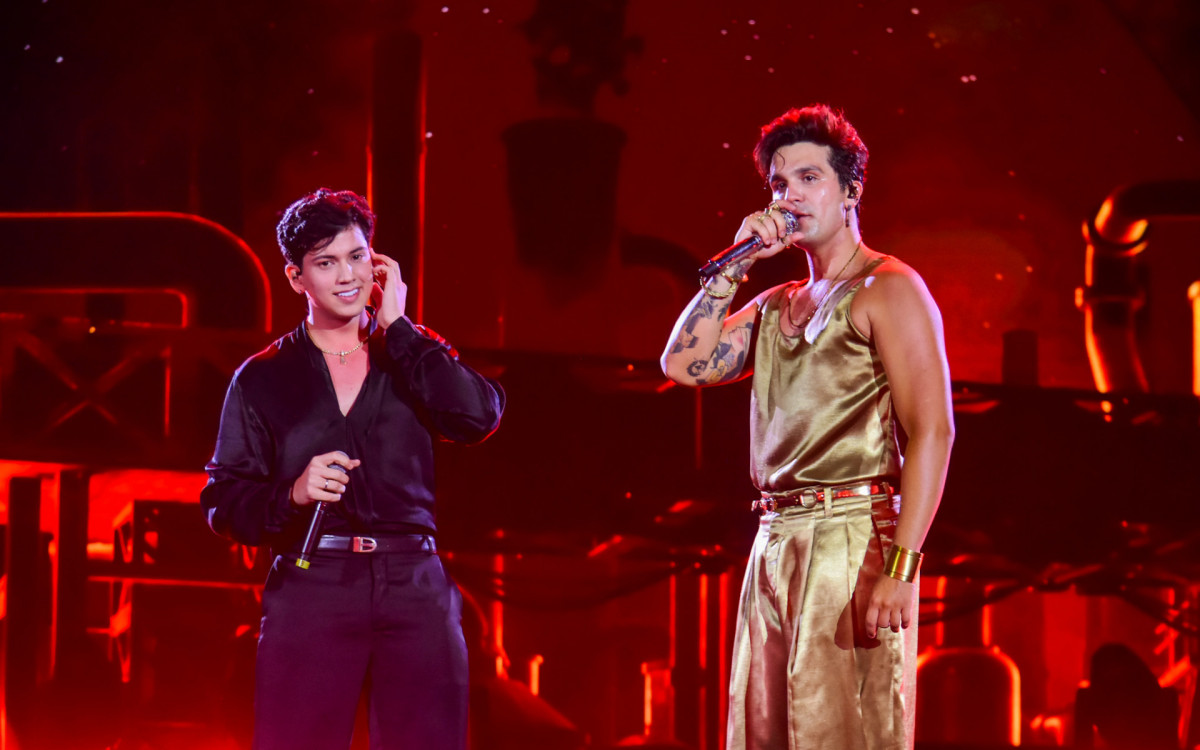 Luan Santana regravou canção com Léo Foguete no encerramento da turnê