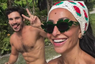 De bicicleta, Sabrina Sato ultrapassa Nicolas Prattes em corrida: 'Oi, gostoso'