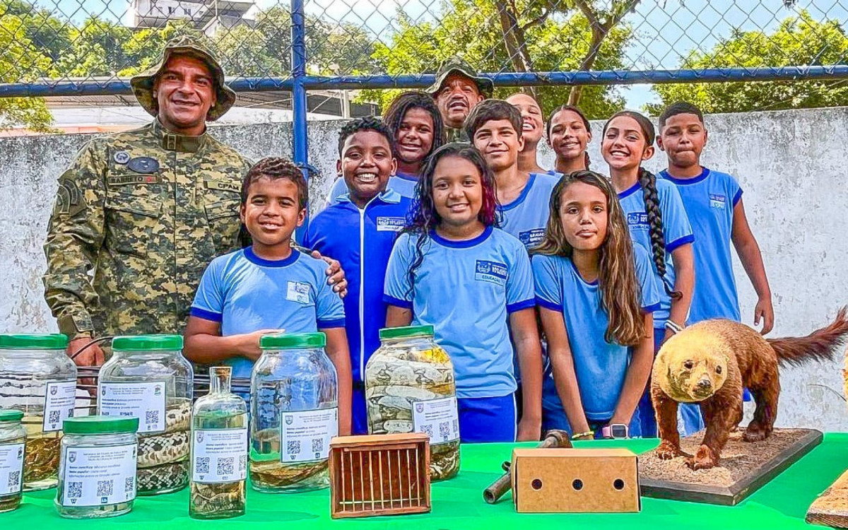 Equipes especializadas do 21º BPM apresentaram também demonstrações técnicas para os alunos