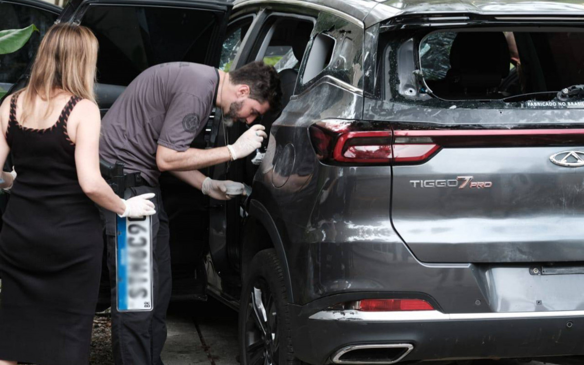 Carro suspeito de ter sido usado por bandidos na morte de agente da Core