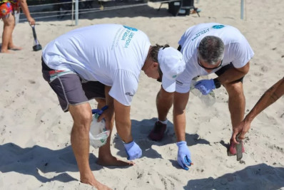 Mutirão na Praia do Foguete, em Cabo Frio, recolhe 110 kg de lixo