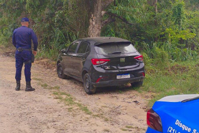 Guarda Municipal recupera carro roubado em Itaipuaçu