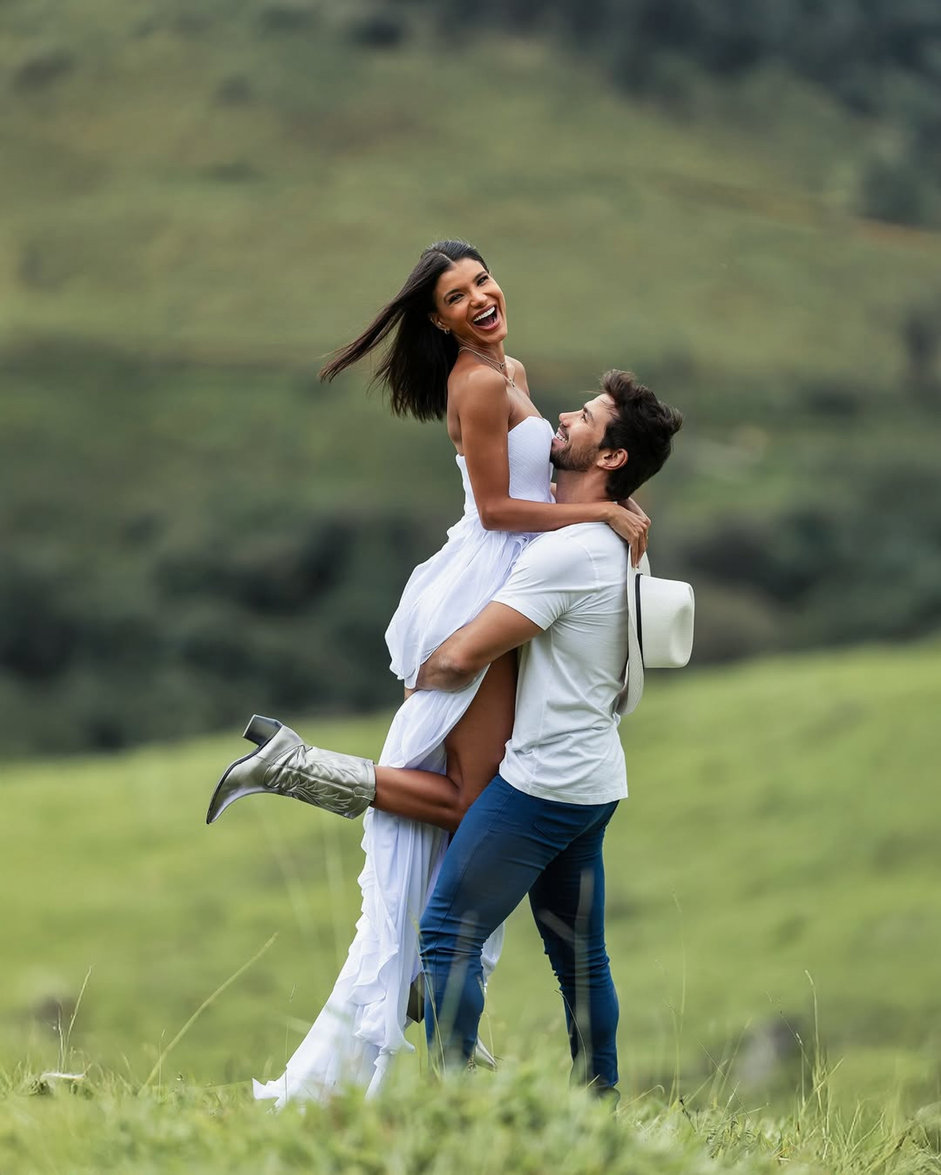 Jakelyne Oliveira e Mariano  - Reprodução/Instagram 