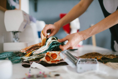Brasil descarta quatro milhões de toneladas de resíduos têxteis anualmente, alerta pesquisa