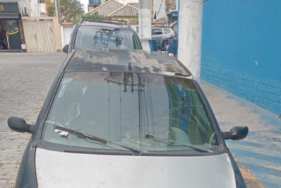 Prefeitura de Cabo Frio notifica veículos abandonados e oficina irregular