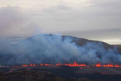 Vulcão entra em erupção no sudoeste da Islândia