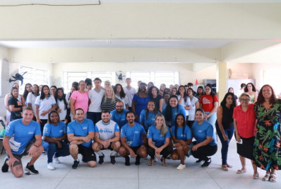 Pais e alunos da Escola Maria Helena participam de encontro preparatório do projeto ‘Superação 2025’