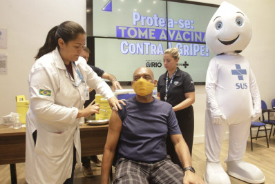 Rio começa a vacinar crianças, idosos e gestantes contra a gripe