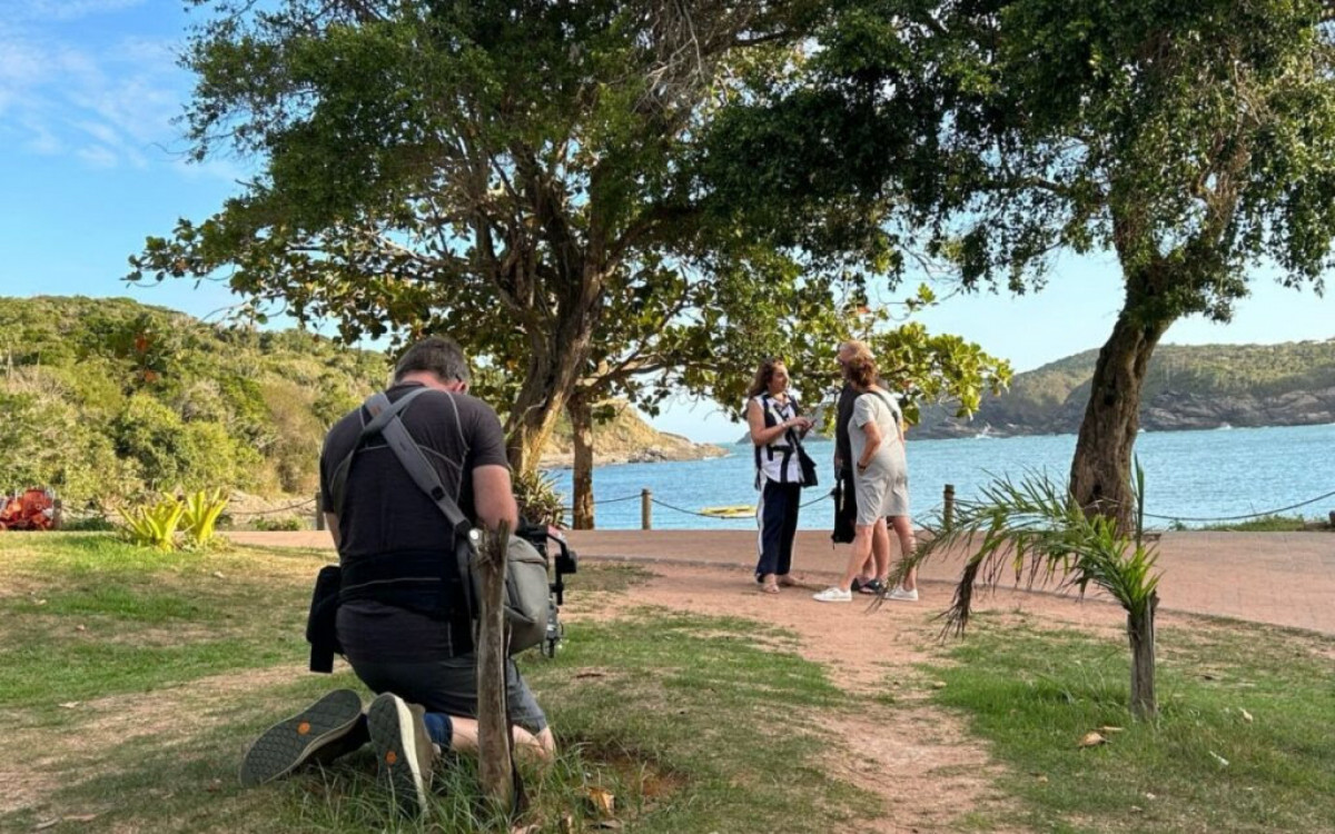 Produção internacional com a cantora britânica Jane McDonald