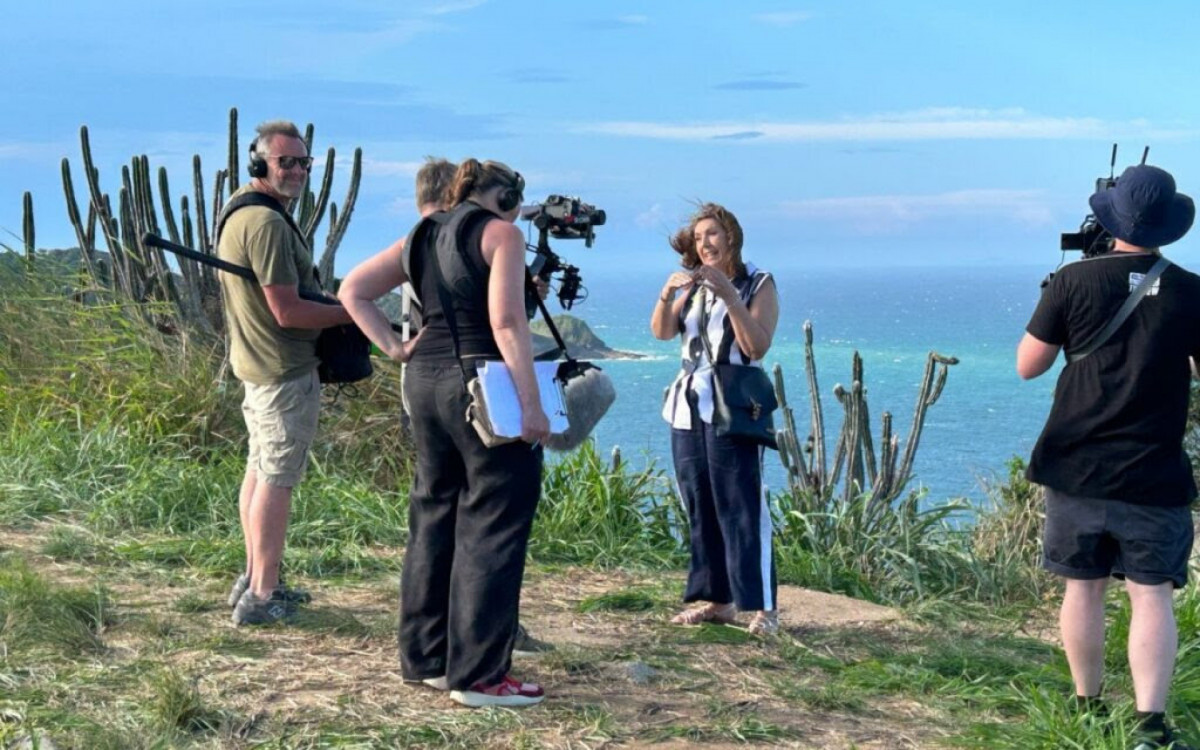 Produção internacional com a cantora britânica Jane McDonald