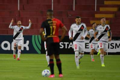 Coutinho e Vegetti lamentam vacilo do Vasco ao ceder empate ao Melgar: 'Sabor de derrota'