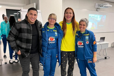 'Cuidar da imagem é fundamental', aconselha empresário de Cris Cyborg