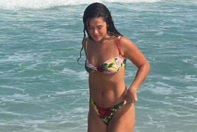 Maisa curte dia de praia no Rio: 'Já nas águas de abril' 