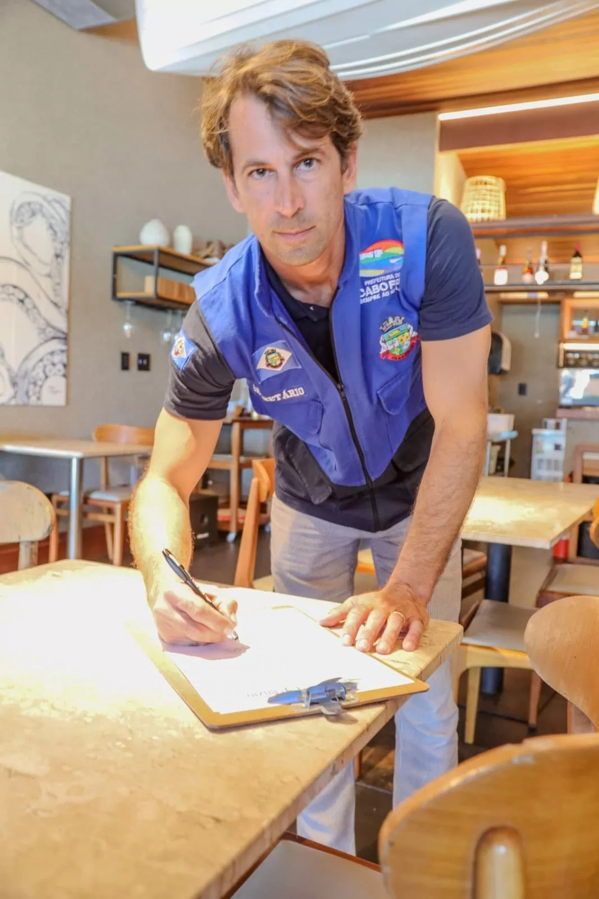 Secret&aacute;rios assinam carta de inten&ccedil;&atilde;o para a padroniza&ccedil;&atilde;o das taxas para ve&iacute;culos de turismo - Reprodu&ccedil;&atilde;o 