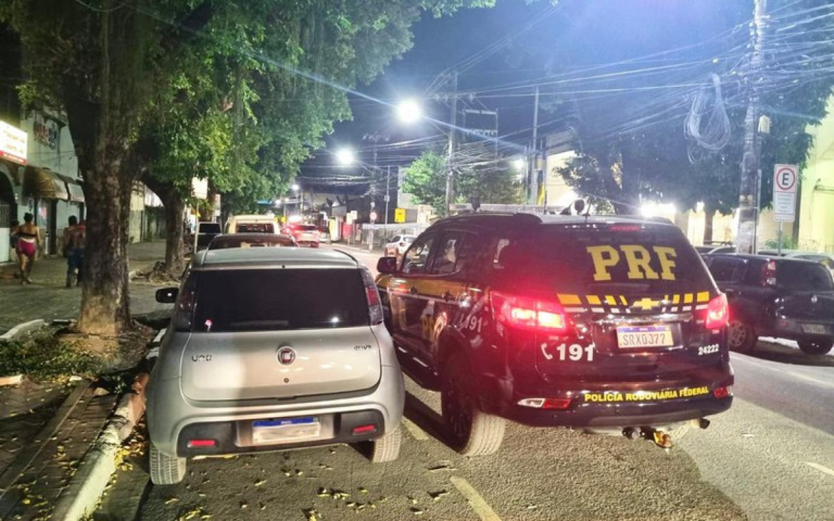 Carros foram roubados nos anos de 2023 e 2024 e foram recuperados nas alturas do km 380 e 400