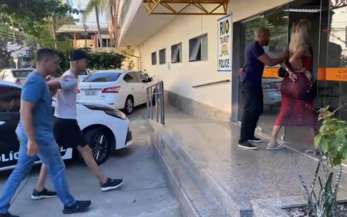 Prisões foram realizadas por agentes da Delegacia Especial de Apoio ao Turismo (Deat)