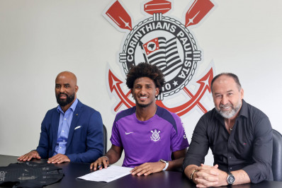 Cria do Vasco renova contrato de empréstimo com clube da Série A