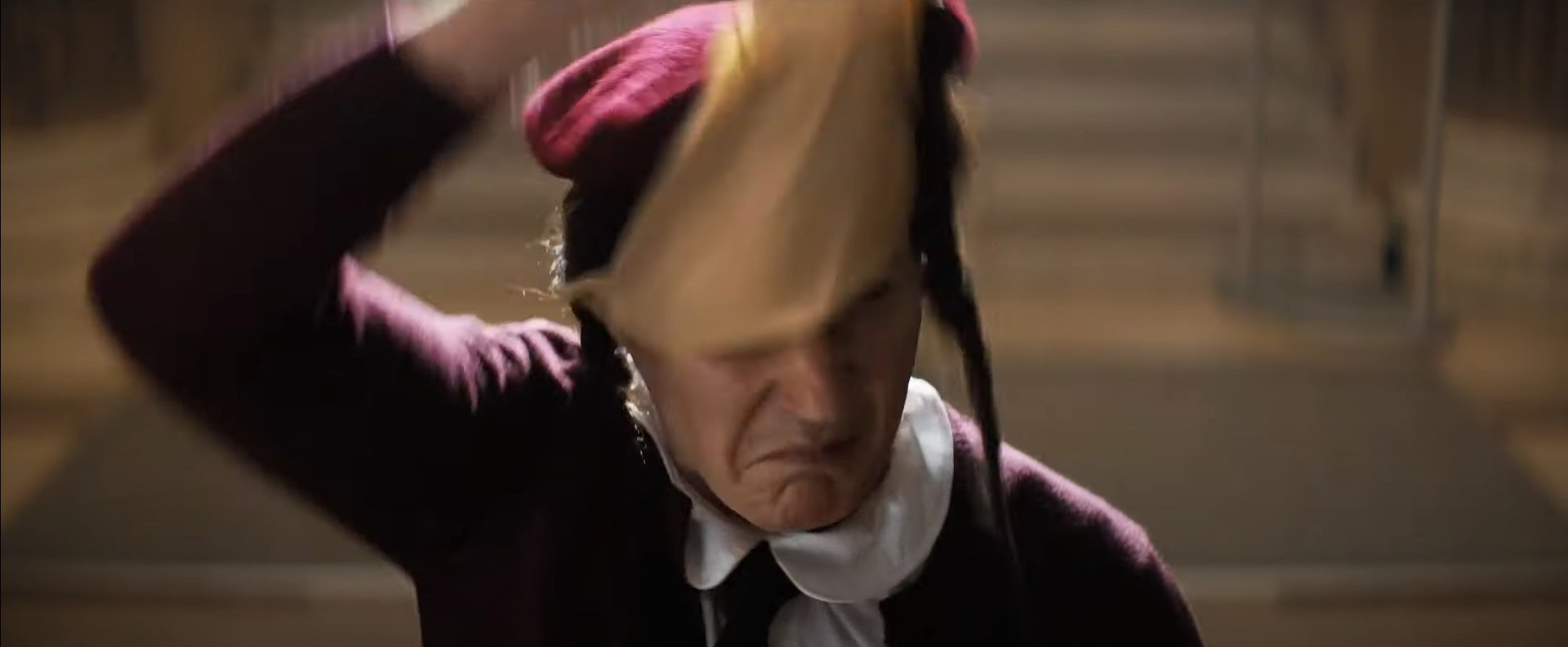 Primeiro trailer do reboot de 'Corra que a Polícia Vem Aí!', com Liam Neeson, é divulgado - Reprodução / YouTube