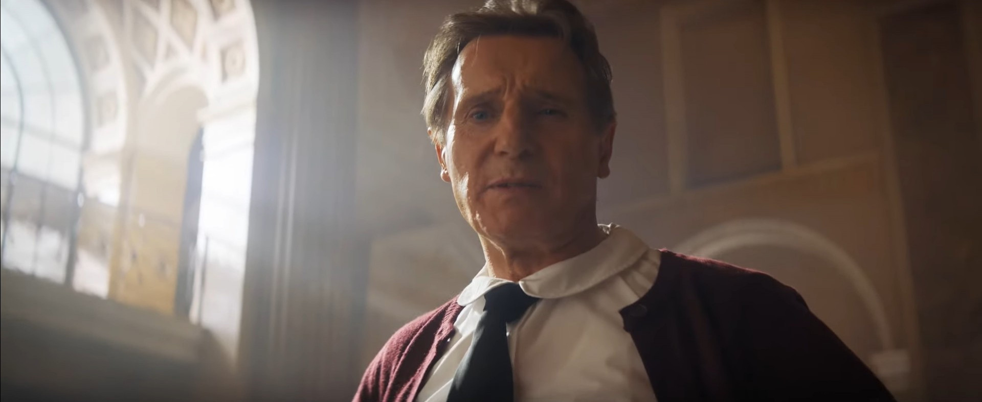Primeiro trailer do reboot de 'Corra que a Polícia Vem Aí!', com Liam Neeson, é divulgado - Reprodução / YouTube
