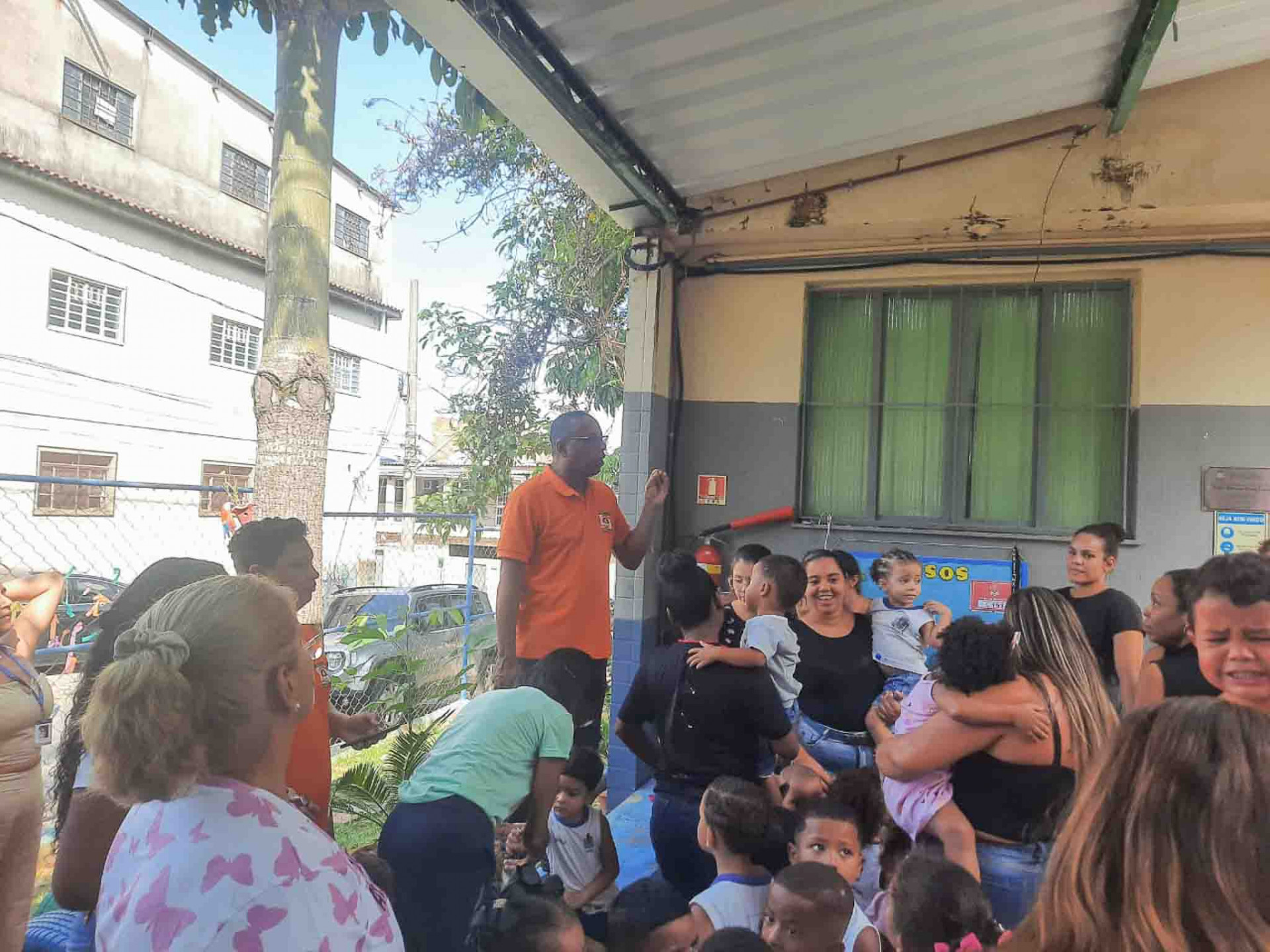 Agentes da Defesa Civil realizaram treinamentos de evacua&ccedil;&atilde;o em escolas de Mesquita - Jo&atilde;o Pedro de Moraes