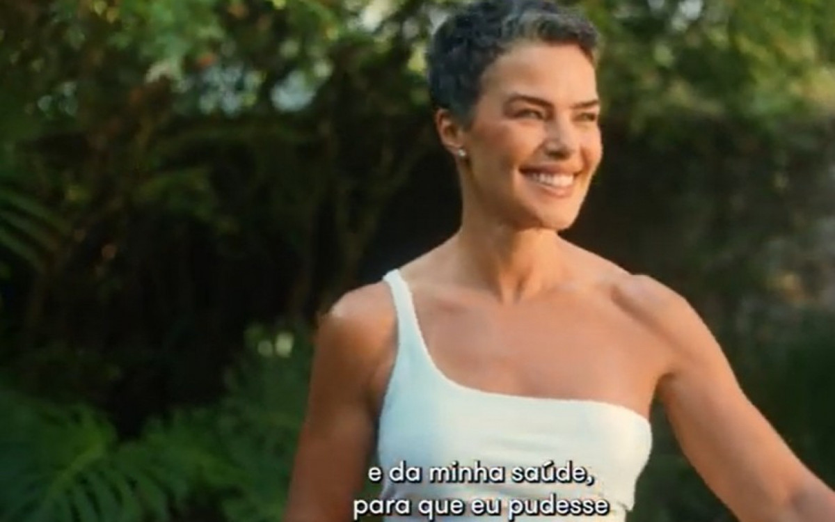Ana Paula Arósio ressurge em campanha publicitária - Reprodução
