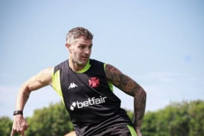 Vegetti chega ao décimo gol mais rápido que anos anteriores e aumenta expectativa em 2025