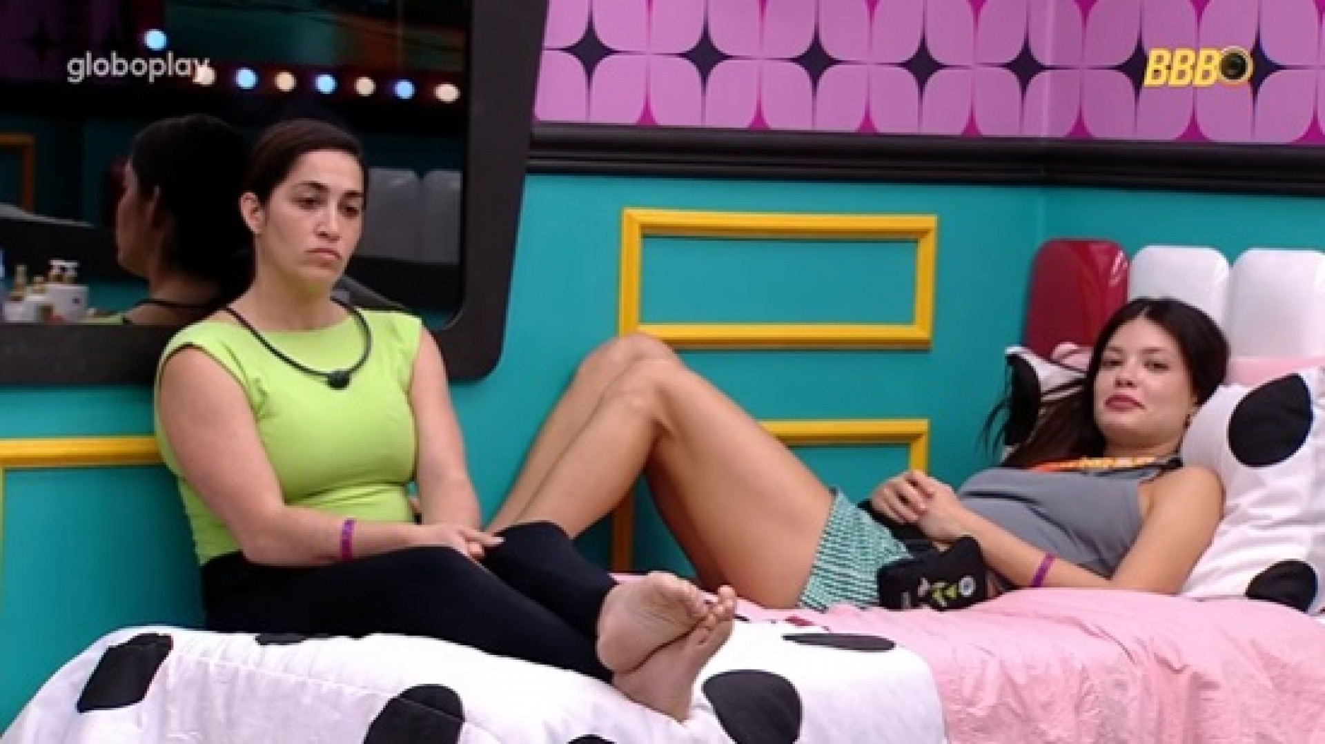 Daniele Hypolito e Vitória Strada - Reprodução de Vídeo 